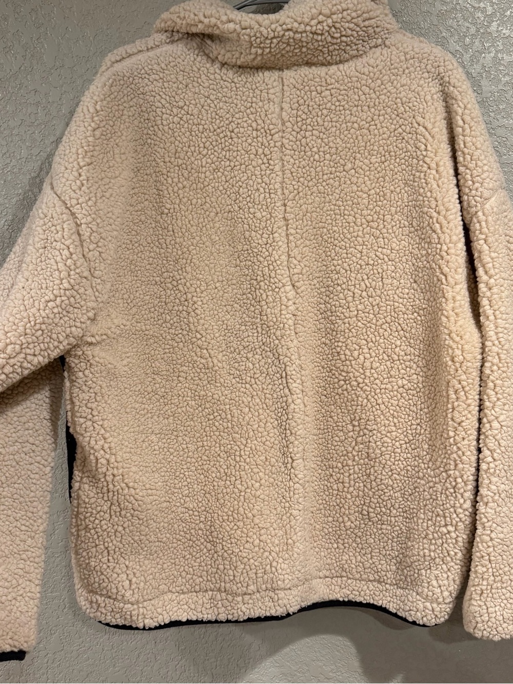 Free People Movement Cozy Cream Sherpa Pullover Jacket with Black Trim - Picture 4 of 4